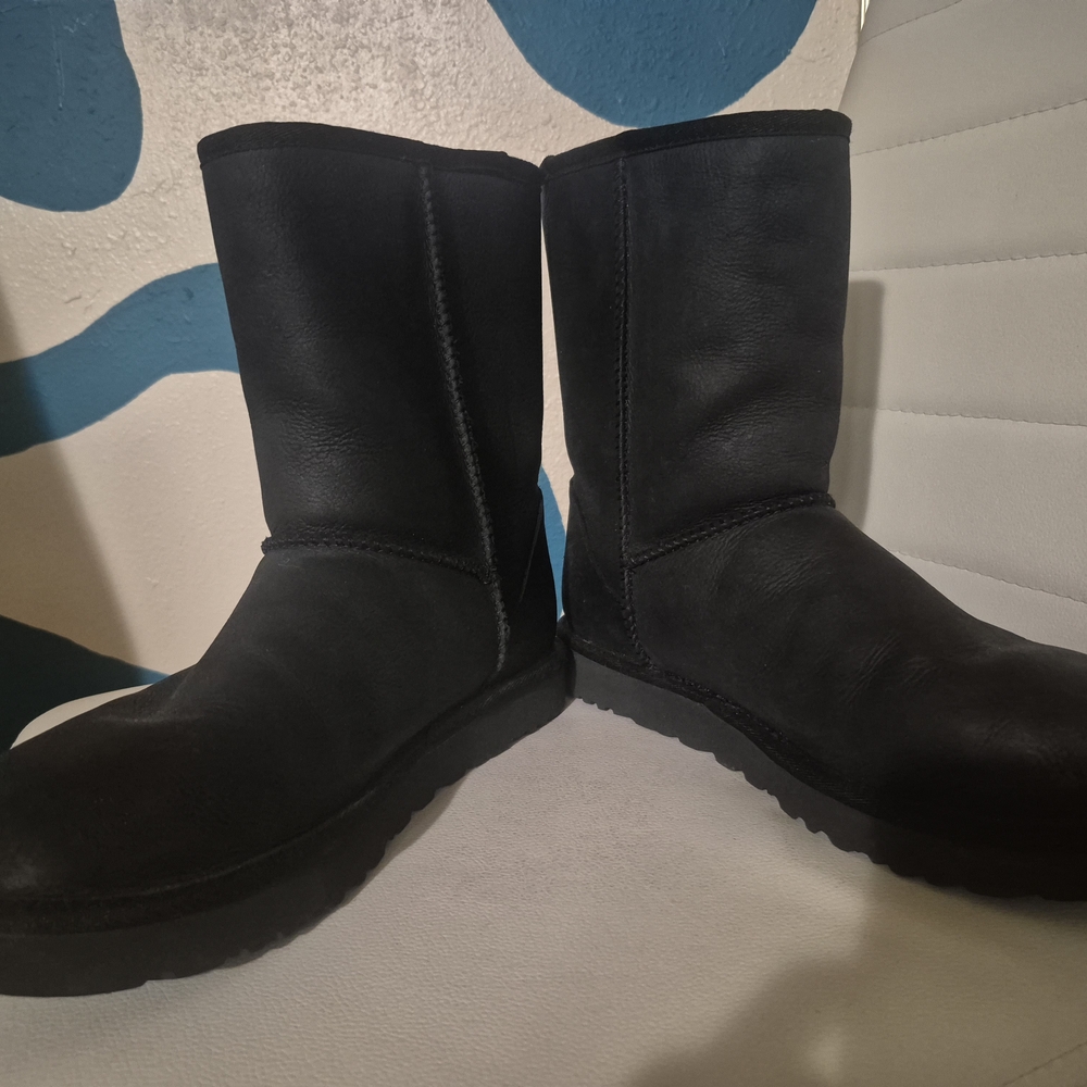 UGG Black Leather Boots - Picture 4 of 6